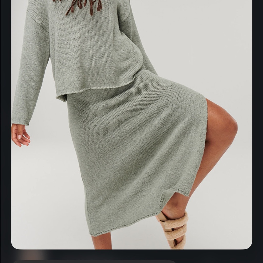 Mint knit midi skirt
